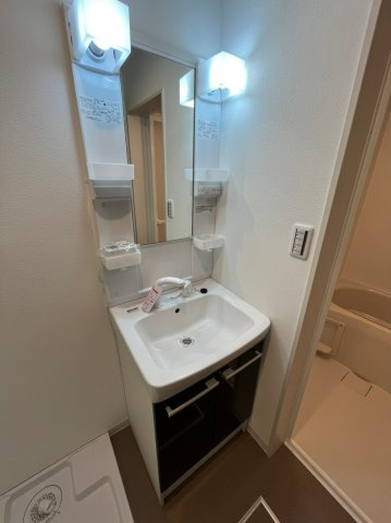 ジーメゾン垂水の洗面所