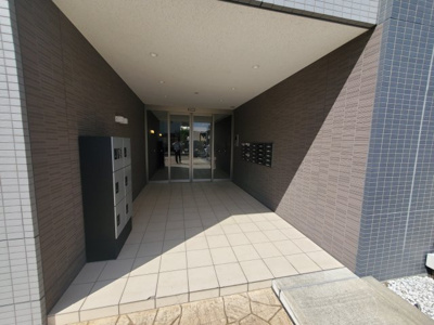 【エントランス】 | グランティス