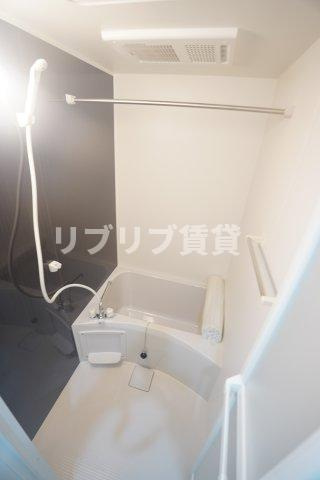 グラーナ千葉中央の浴室