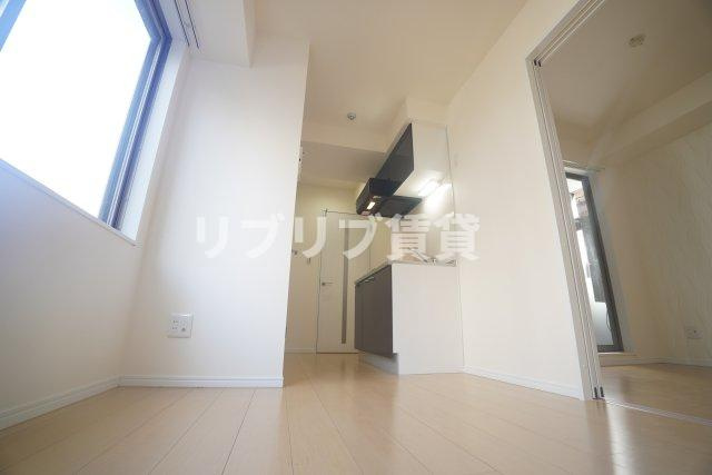 グラーナ千葉中央の居間・リビング