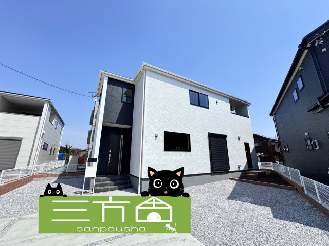 新築　藤岡市上戸塚第6　Liveie Garden.S　8号棟の外観|現地写真　完成しました！ご内覧等、お気軽にお問合せください♪　							
