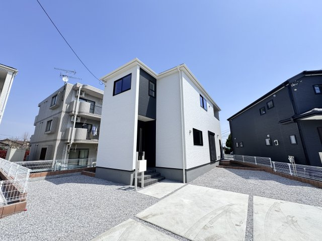 新築　藤岡市上戸塚第6　Liveie Garden.S　8号棟の外観|現地写真　藤岡市上戸塚第6　Liveie Garden.S　