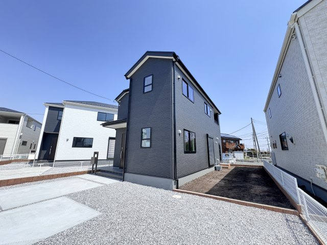 新築　藤岡市上戸塚第6　Liveie Garden.S　9号棟の外観|現地写真　藤岡市上戸塚第6　Liveie Garden.S　