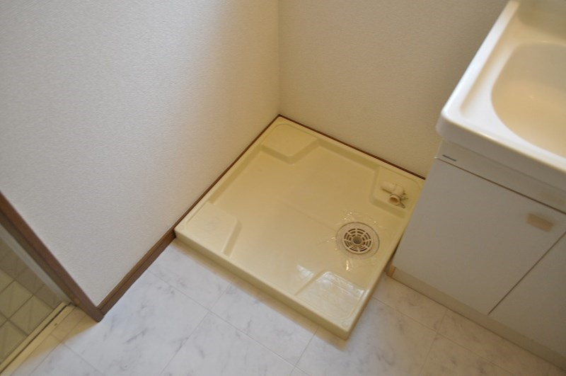 パセオ大住　車庫付きの設備