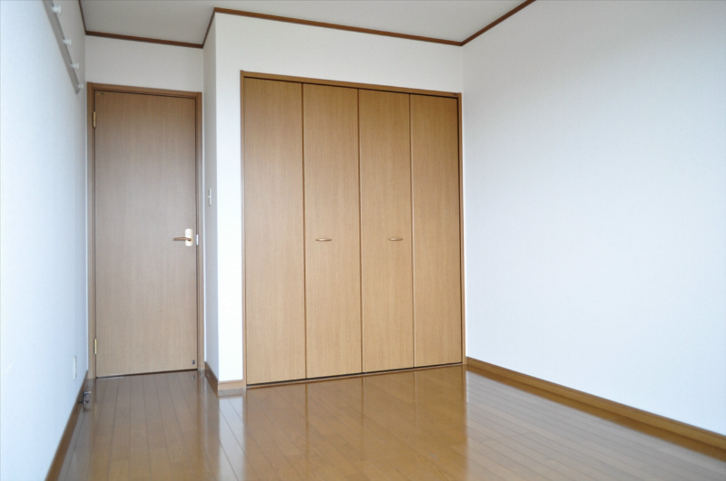 パセオ大住　車庫付きの内装