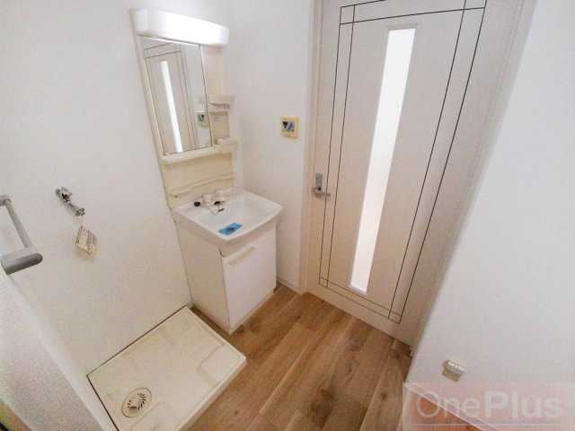 ラムール六甲山ノ手の独立洗面台