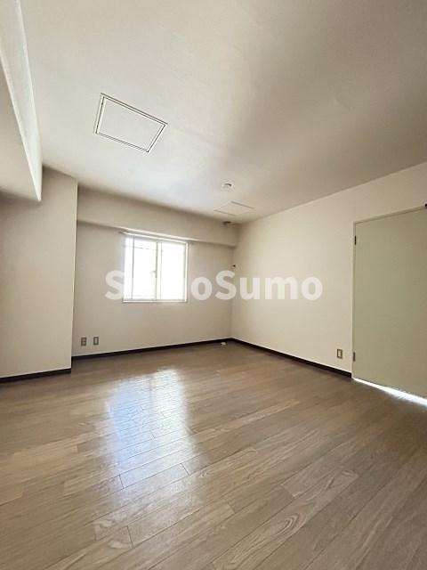 アミティ塚口の居間・リビング|こちらの居間で趣味の時間をお楽しみください