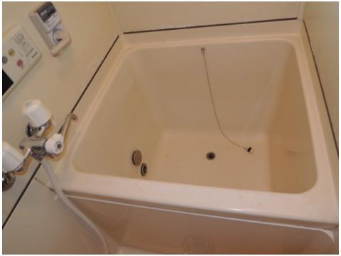 レジデンス西田Aの浴室