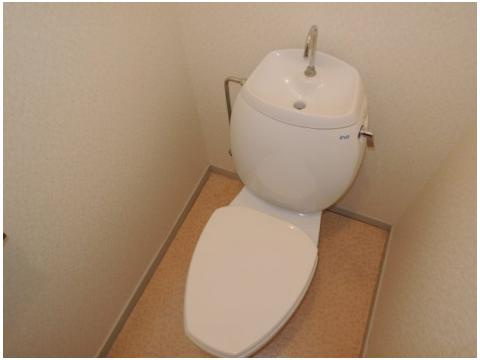 レジデンス西田Aのトイレ