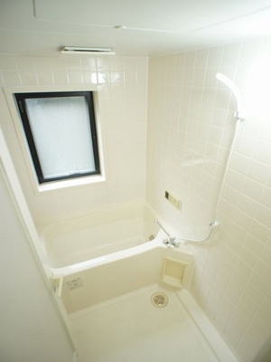 【浴室】 | M＆MハイツB | 追い焚き機能付きです♪