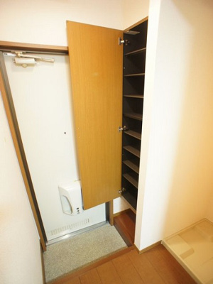 【その他】 | コモンズヴィラ | たくさん収納できるシューズボックス付きです♪