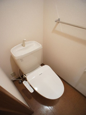 【トイレ】 | コモンズヴィラ | 温水洗浄暖房便座機能付きです。