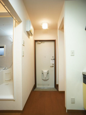 【設備】 | コモンズヴィラ | 室内洗濯機置き場です。