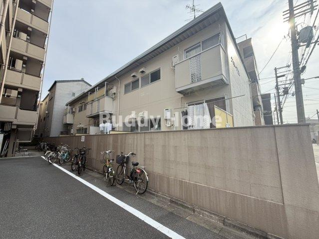 シャトープラムの外観