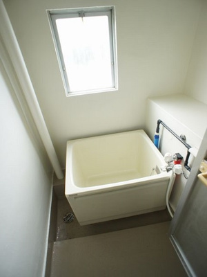 【浴室】 | ビレッジハウス奈良部1号棟 | 1日の疲れをリフレッシュできます。