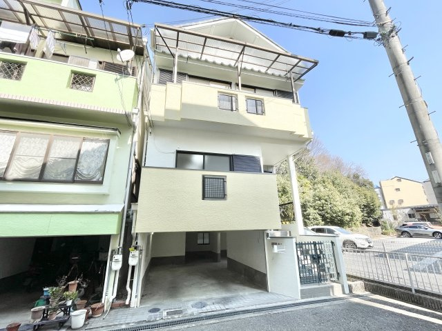 枚方市村野本町　中古一戸建ての外観|落ち着いた雰囲気の外観です