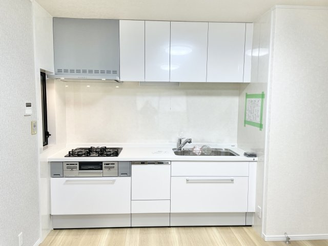 枚方市村野本町　中古一戸建てのキッチン|お料理しやすいキッチンです