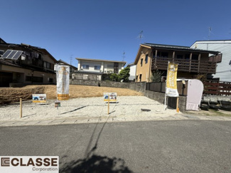 【完成予想図】 | 宇治市広野町宮谷　2区画　C号地　売土地　建築条件付き　 | 参考プランになりますので、お客様のお好みの外観を一緒に作らせていただきます。外壁には、メンテナンスが楽な光セラを採用しており、汚れがつきにくく、色あせもしにくいのでおススメです！