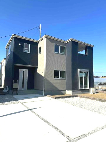 玉村町上福島（全4棟）3号棟の前面道路含む現地写真