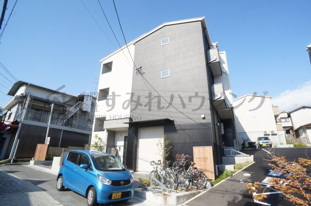 アプローズ清荒神の外観