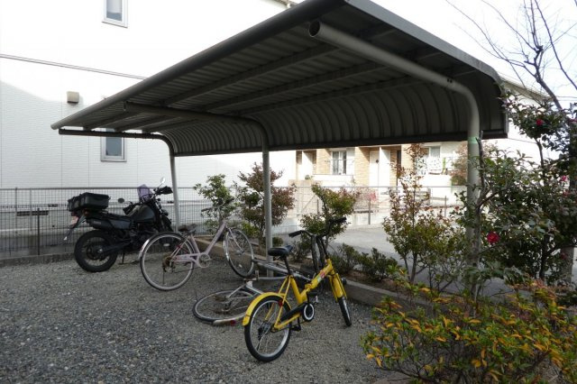 ロイヤルハイツ692のその他共用部分|自転車置き場