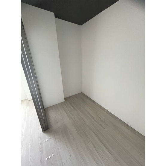 【洋室】 | エヌエムキャトフヴァンユイット