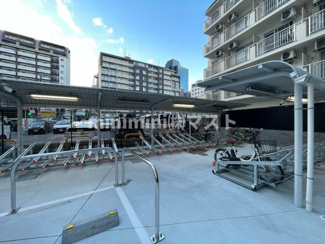 アーバネックス梅田中崎町Ⅱの駐車場
