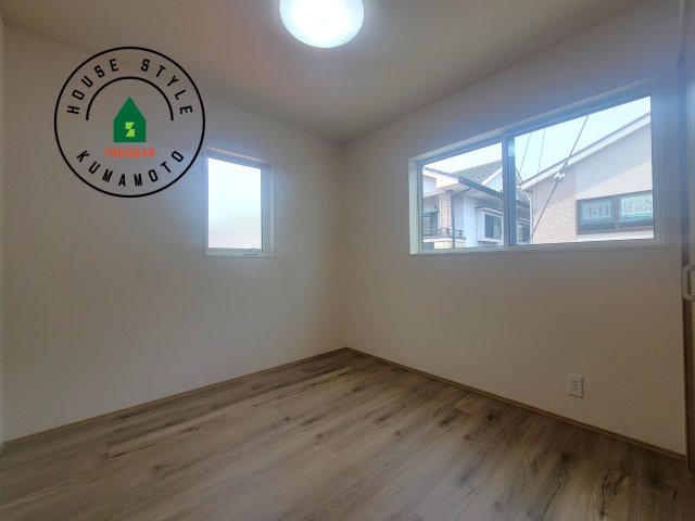 熊本市西区池田2丁目第3-5棟（3号棟）の洋室|採光良好な洋室は全居室、複層ガラスの遮熱効果と断熱効果で、一年中快適に過ごせます。