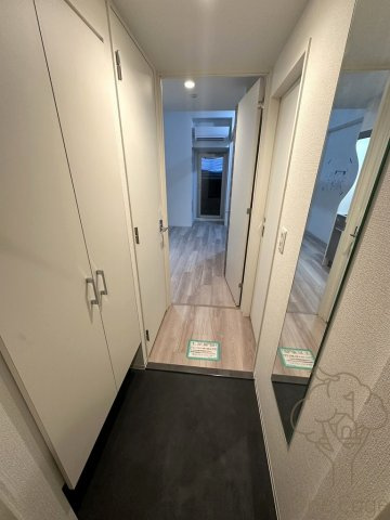 セレニテ新大阪グランデ ミリューの玄関