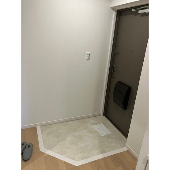 【玄関】 | ペルル南森町