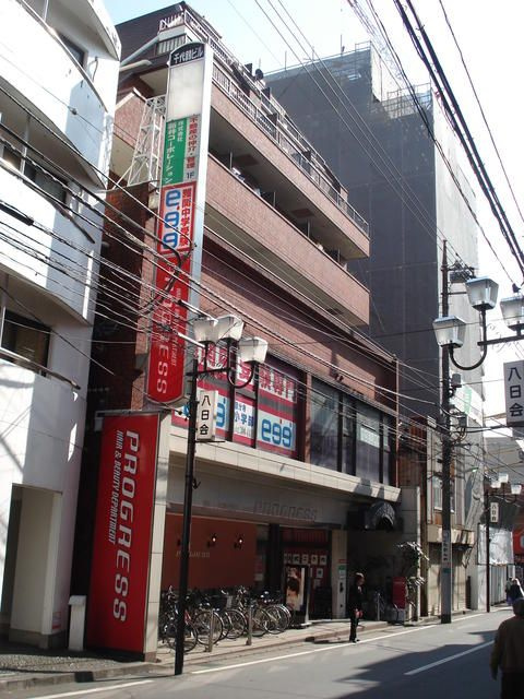 千代鶴ビルの外観