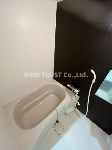 ブリックスハウス天満の浴室|コンパクトで使いやすいお風呂です