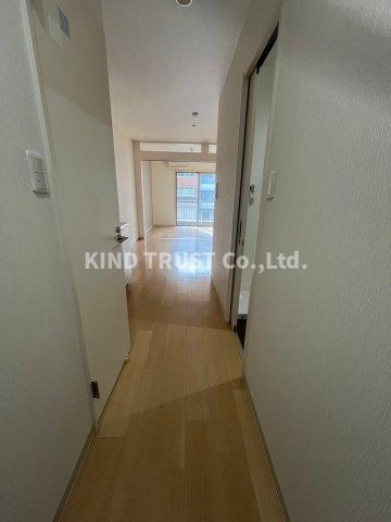 ブリックスハウス天満の内装|明るい色調の室内です