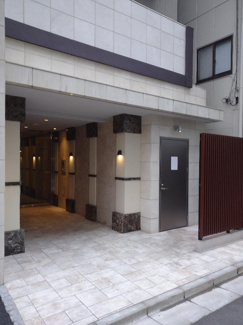 【エントランス】