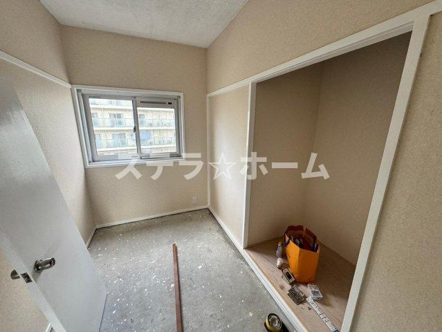 枚方ハイツ2号棟の収納|大きなスペースがあり、収納には困りません