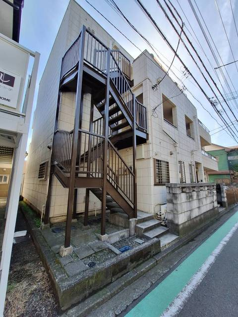 ヴェルデ篠原のエントランス