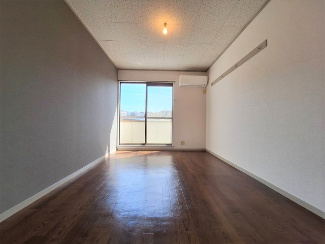 ヴェルデ篠原の居間・リビング