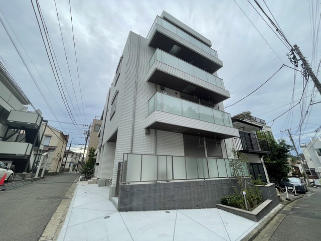 フィールドヴィレッジ横濱桜木町のエントランス