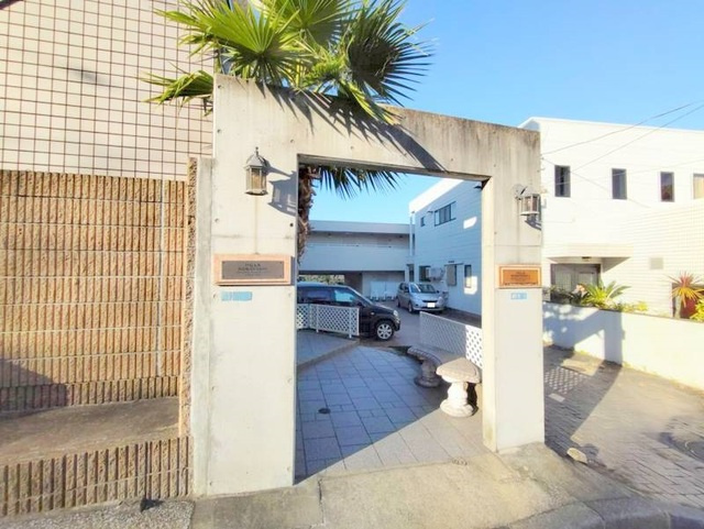 ＨＩＬＬＳ　ＫＯＢＡＹＡＳＨＩⅡのエントランス