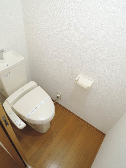 ＨＩＬＬＳ　ＫＯＢＡＹＡＳＨＩⅡのトイレ|あると嬉しいウォシュレット付のトイレ