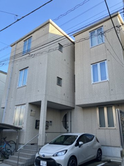 【外観】 | 名前の通り、立派な桜並木のそばに立地のヘーベルメゾン。