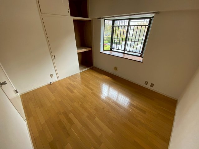 芦屋緑1住宅3号棟の居間・リビング