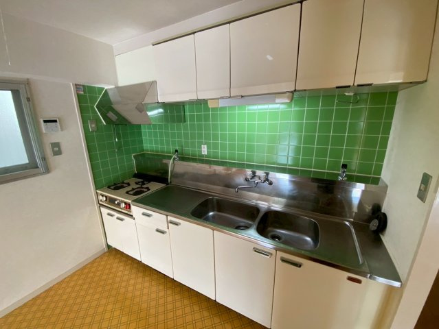 芦屋緑1住宅3号棟のキッチン