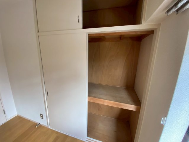 芦屋緑1住宅3号棟の収納