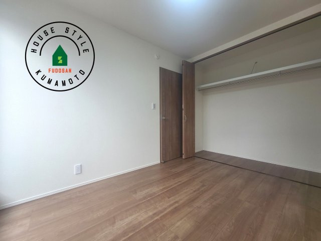 熊本市西区花園7丁目第7-6棟（1号棟）の洋室|採光良好な洋室は全居室、複層ガラスの遮熱効果と断熱効果で、一年中快適に過ごせます。