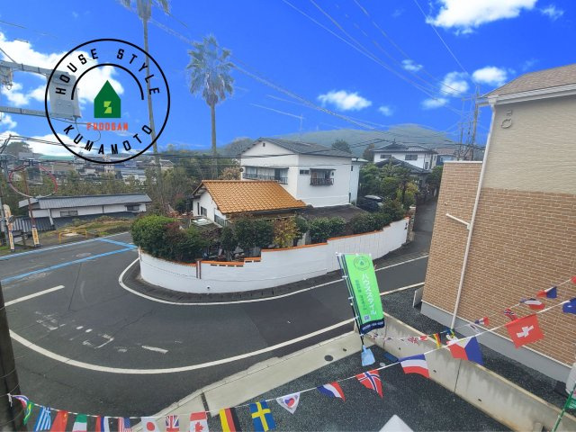 熊本市西区花園7丁目第7-6棟（1号棟）の展望|窓から緑が見える物件も魅力的です。