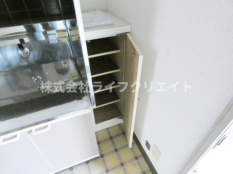 ドミールヤマミヤＢの玄関