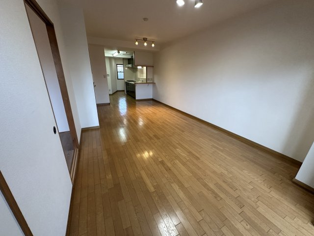 APAガーデンコート鳳西町の居間・リビング