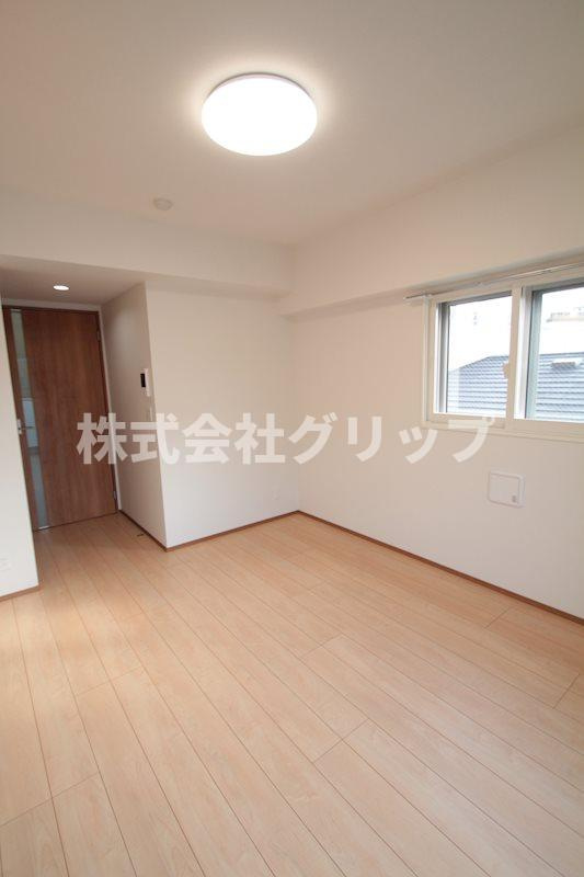 アークヒルズ横浜英町の洋室