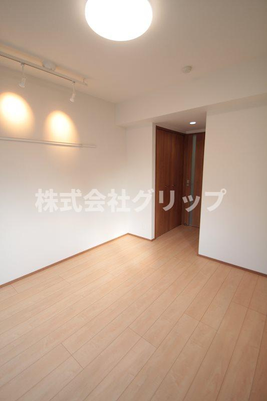 アークヒルズ横浜英町の洋室